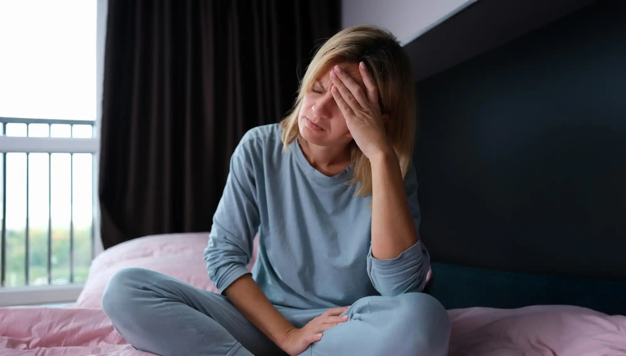 Pide Cita con la Dra. Delgado por Sangrado Después de la Menopausia